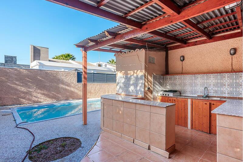 3 Cuarto Villa en venta