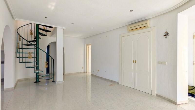 3 Cuarto Villa en venta