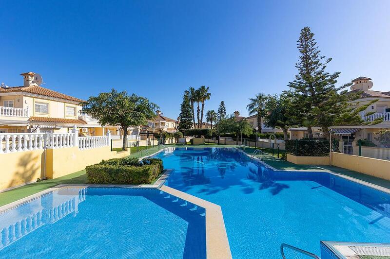 Townhouse for sale in La Mata, Alicante