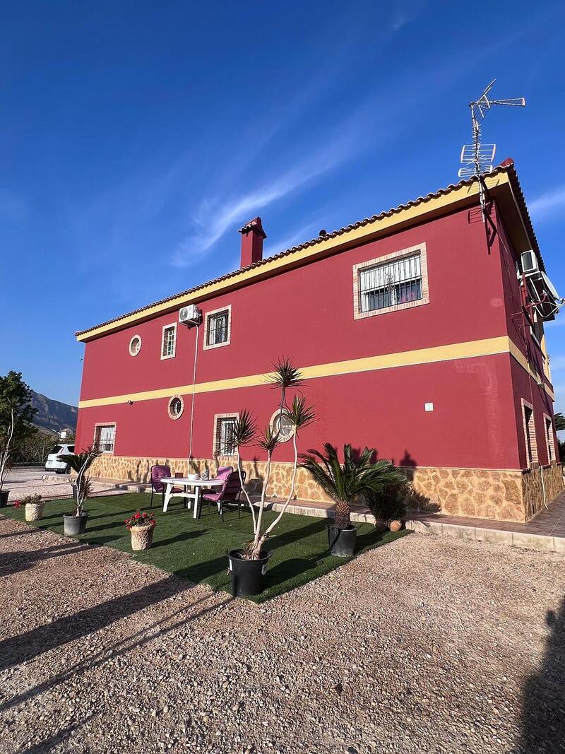 Villa til salg i Orihuela, Alicante