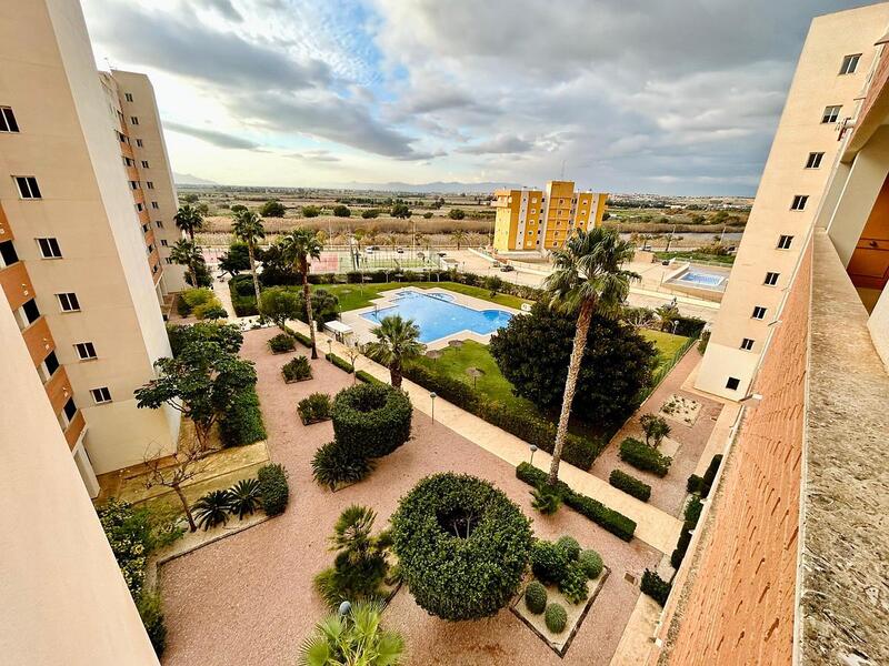 Lägenhet till salu i Guardamar del Segura, Alicante