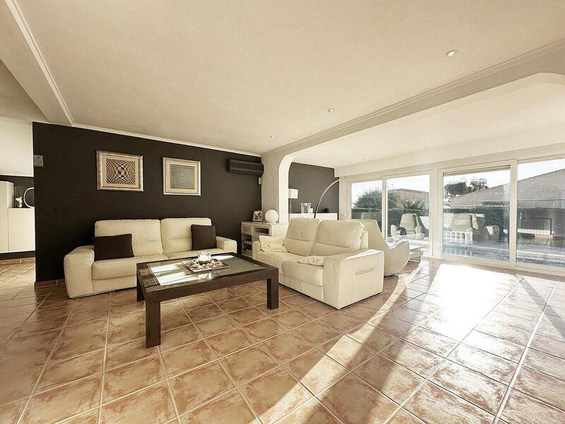 3 bedroom Villa for sale