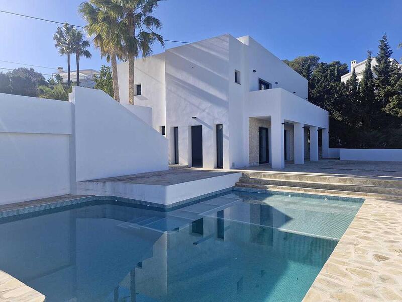 Villa en venta en Javea, Alicante