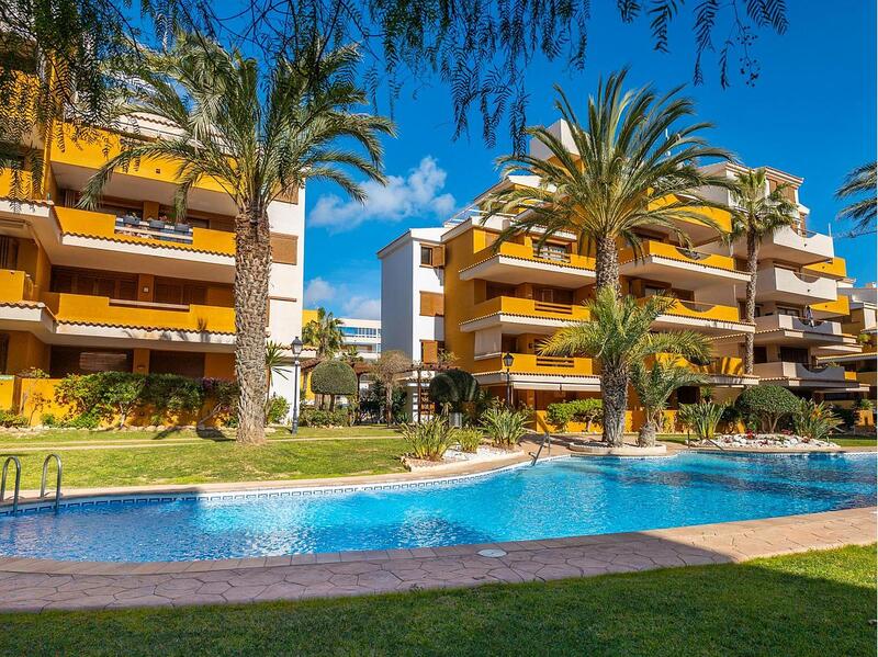 Apartamento en venta en Torrevieja, Alicante