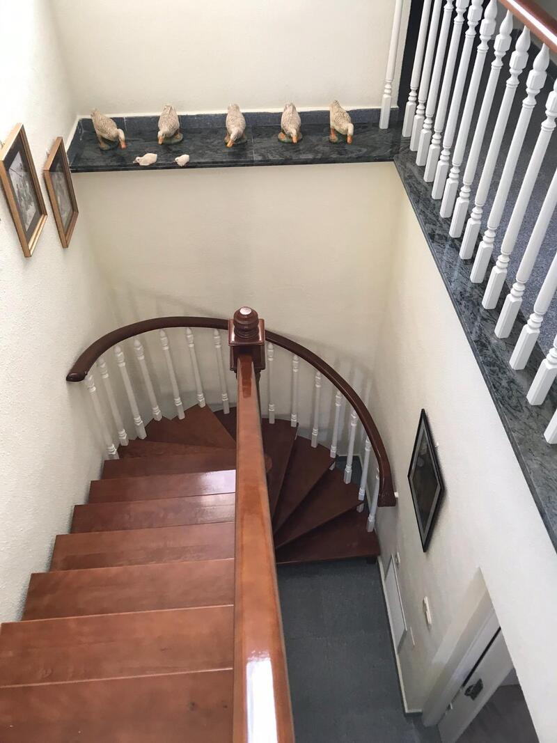 7 Cuarto Villa en venta