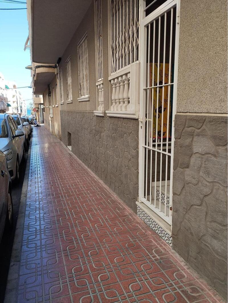 Apartamento en venta en Torrevieja, Alicante