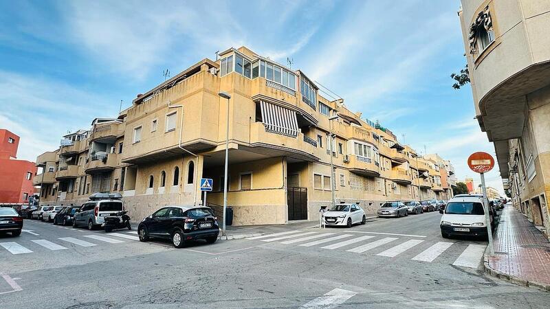 Apartment for sale in Torrevieja, Alicante