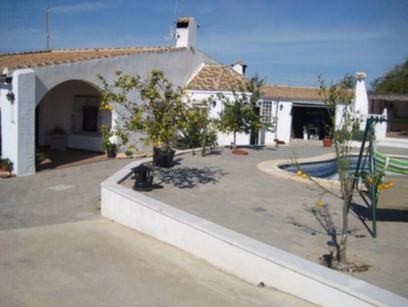 Villa til salg i Torre Pacheco, Murcia