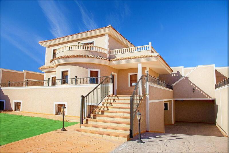 Villa til salgs i Los Altos, Alicante