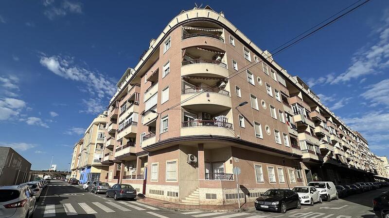 Apartment for sale in Torrevieja, Alicante