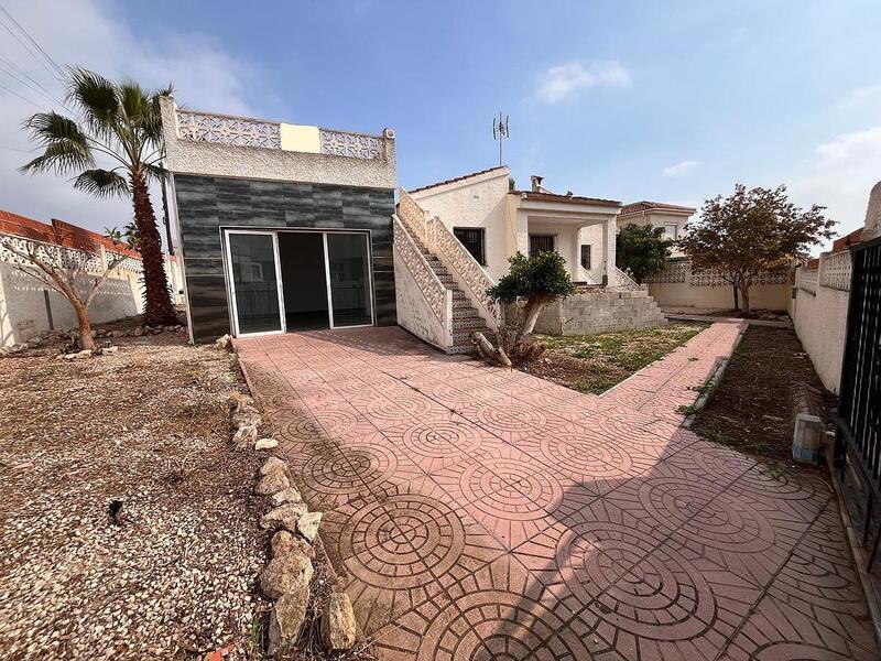 Villa till salu i Ciudad Quesada, Alicante