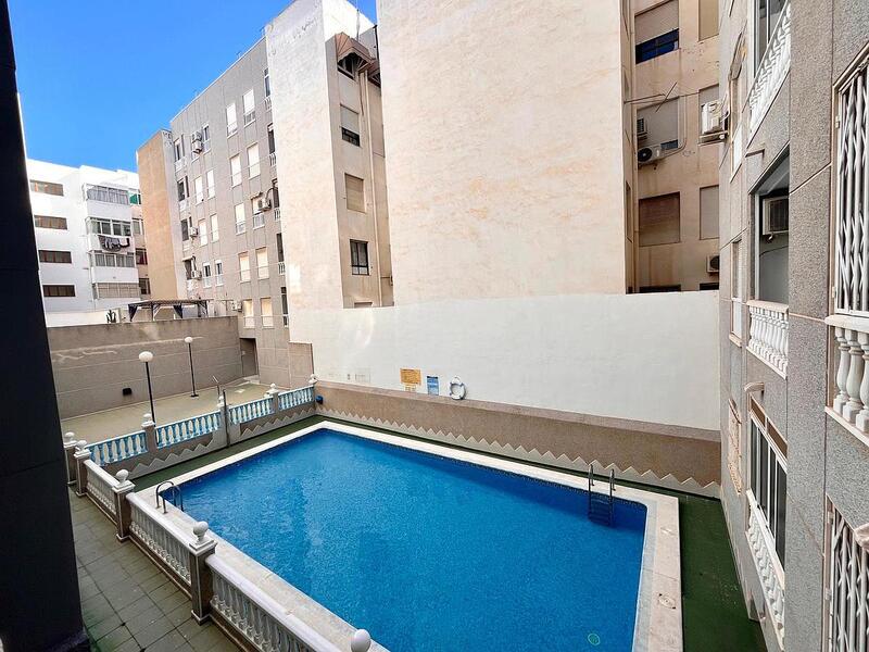 Appartement zu verkaufen in Torrevieja, Alicante