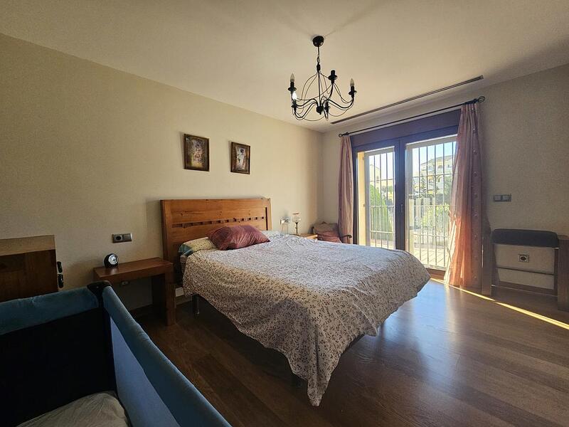 5 Schlafzimmer Villa zu verkaufen