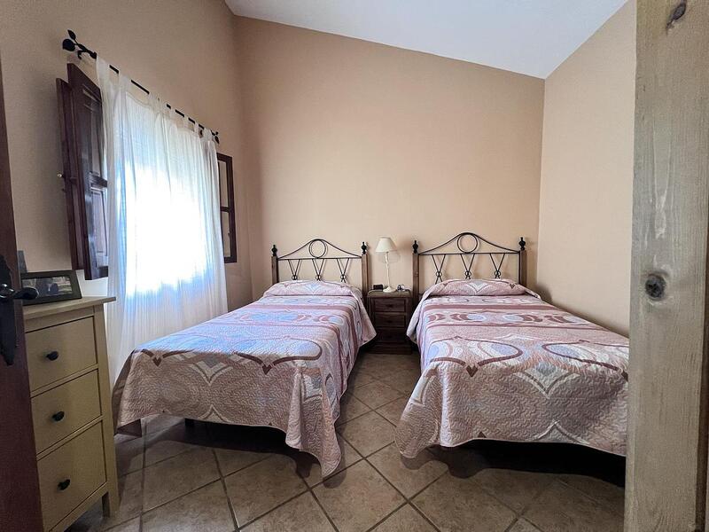 4 chambre Auberge à vendre