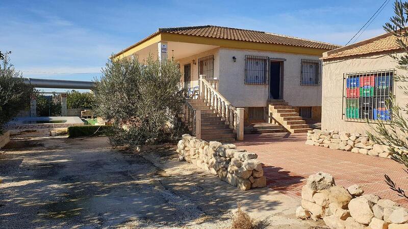 Auberge à vendre dans Orihuela, Alicante