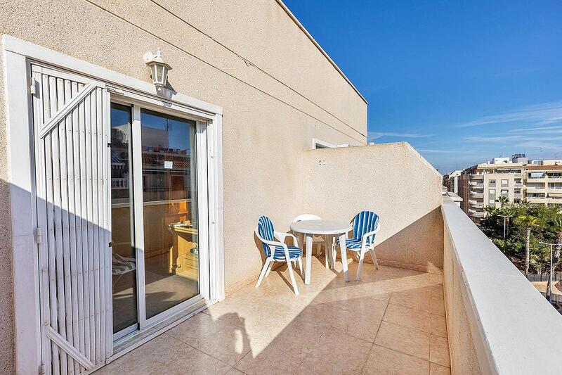 Apartamento en venta en Torrevieja, Alicante