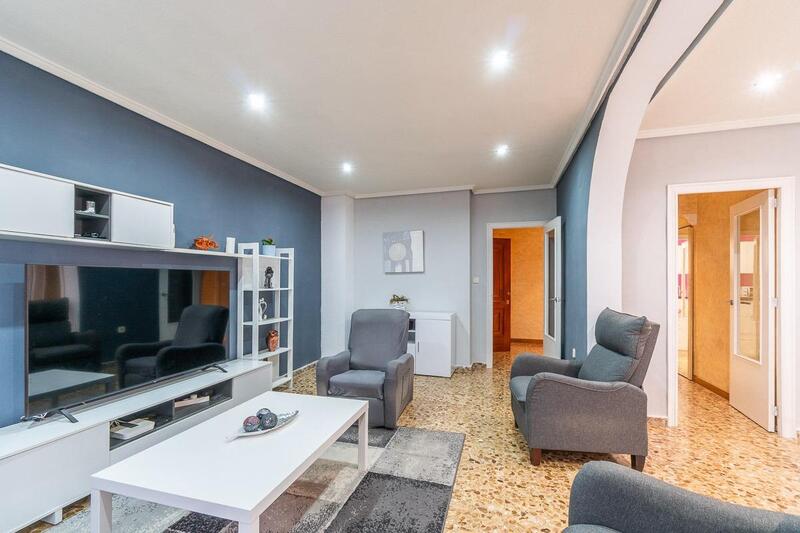 3 bedroom Apartment for sale