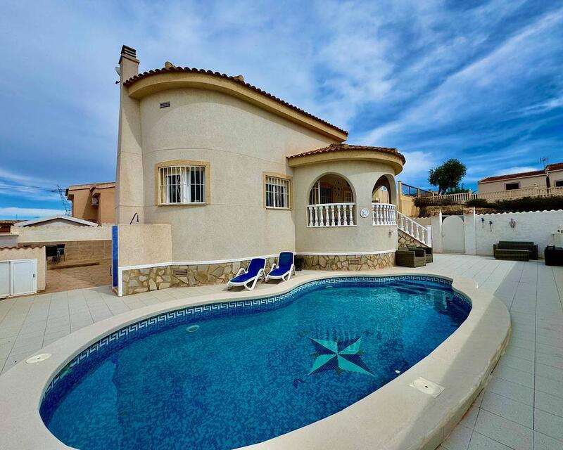 Villa for sale in Ciudad Quesada, Alicante