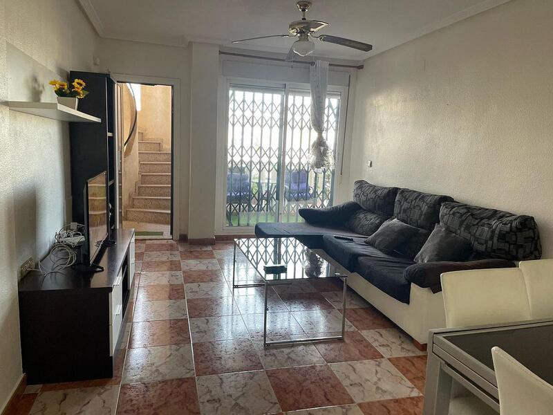 2 bedroom Townhouse for sale