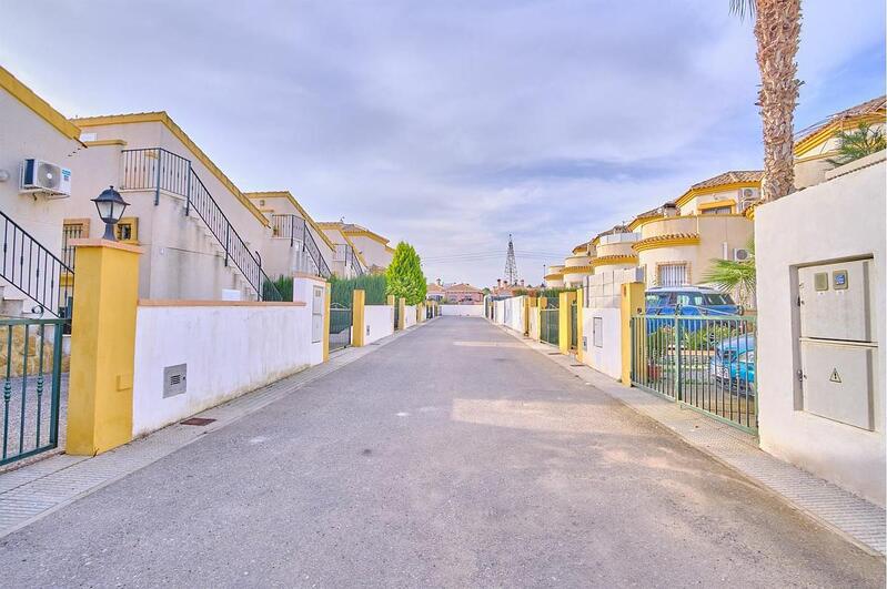 3 Cuarto Villa en venta