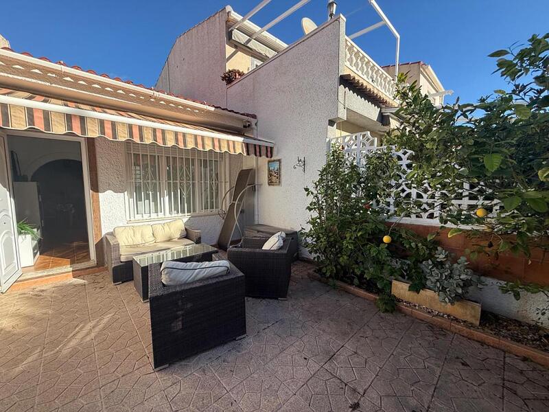 Townhouse for sale in Torrevieja, Alicante