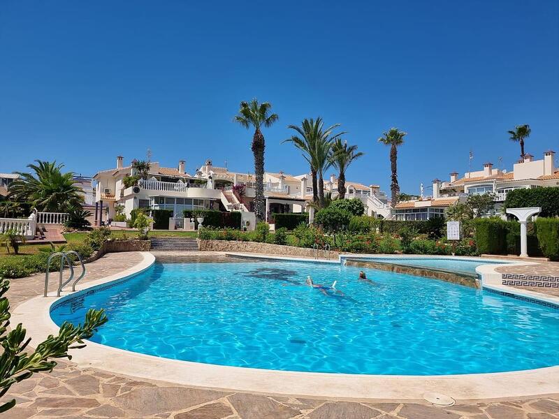 Apartment for sale in Torrevieja, Alicante