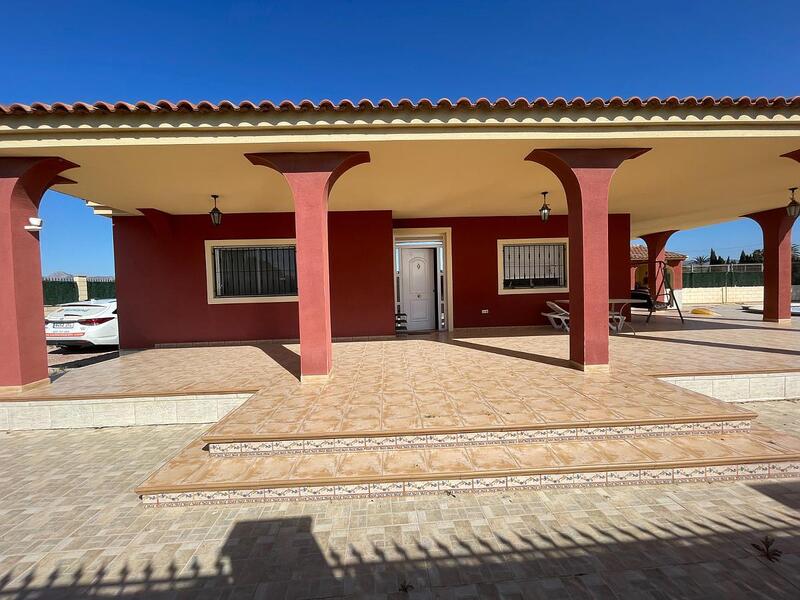 3 Cuarto Villa en venta