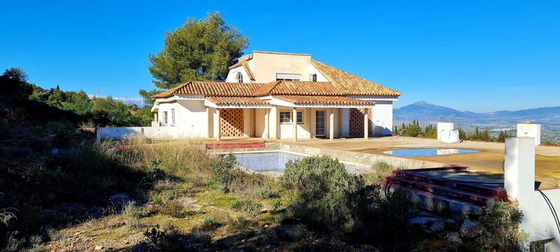 Villa til salgs i Alhaurin el Grande, Málaga