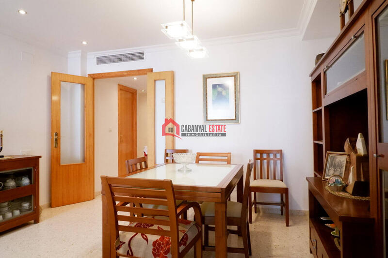 3 bedroom Apartment for sale