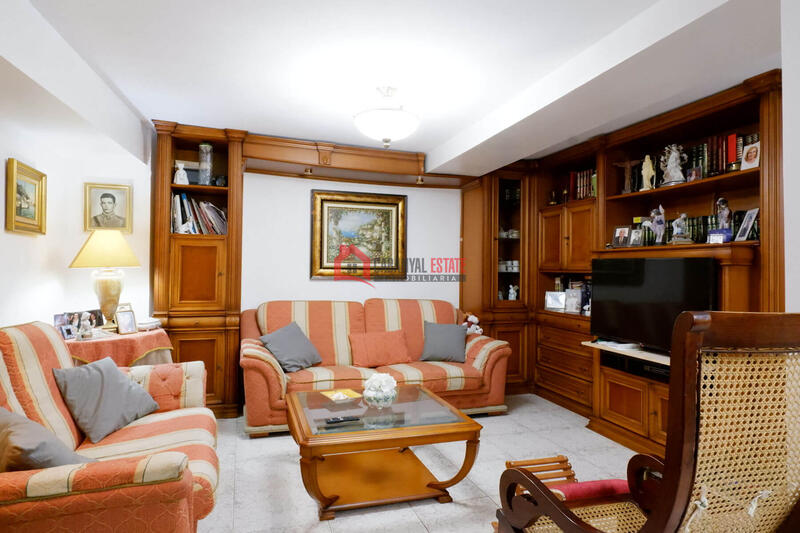 Townhouse for sale in Valencia, Valencia