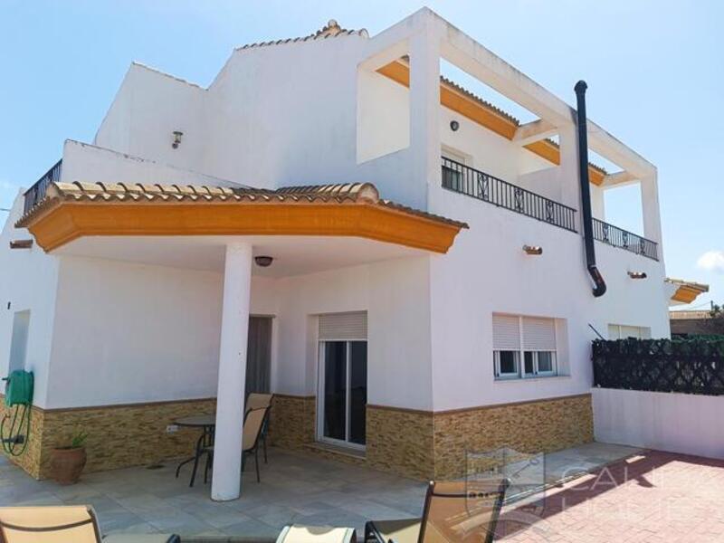 Villa til salg i Zurgena, Almería