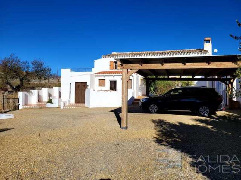 7 bedroom Country House for sale