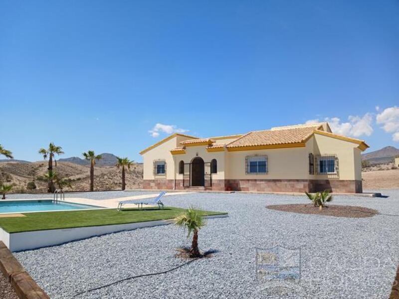 Villa til salgs i Las Pocicas, Almería