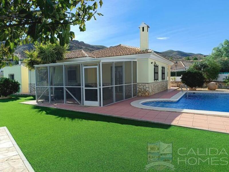 Villa for sale in Arboleas, Almería