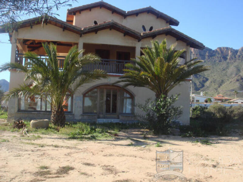 Villa Te koop in Pulpi, Almería