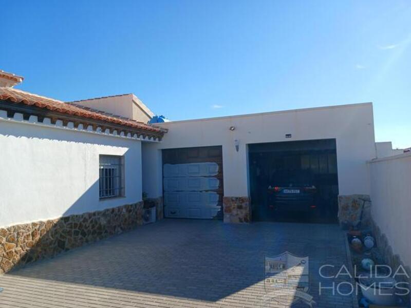 4 Cuarto Villa en venta