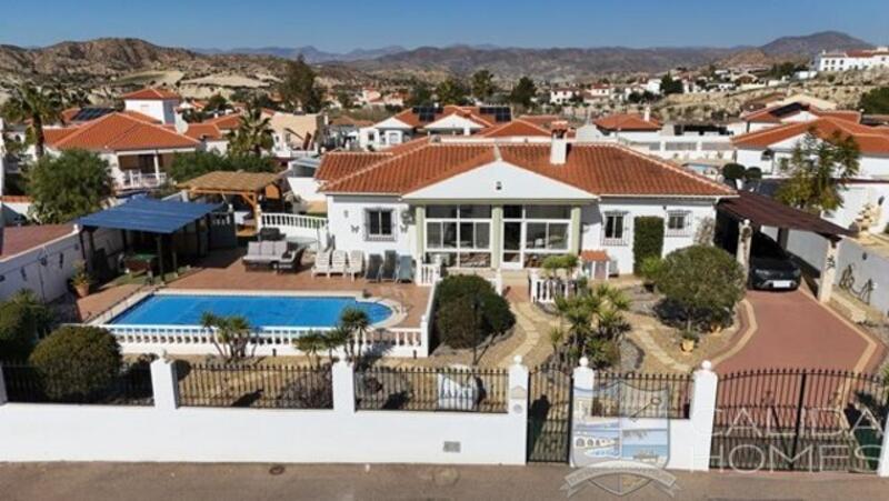 4 bedroom Villa for sale