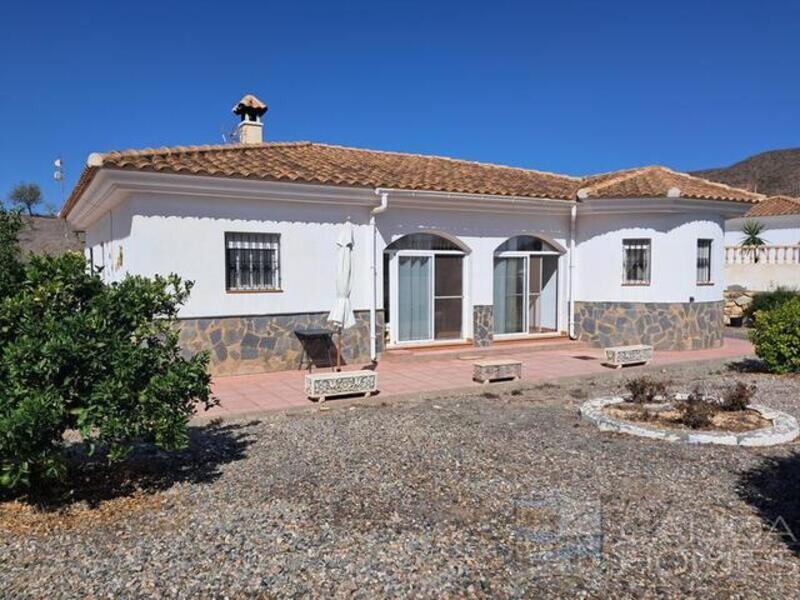 Villa til salg i Arboleas, Almería