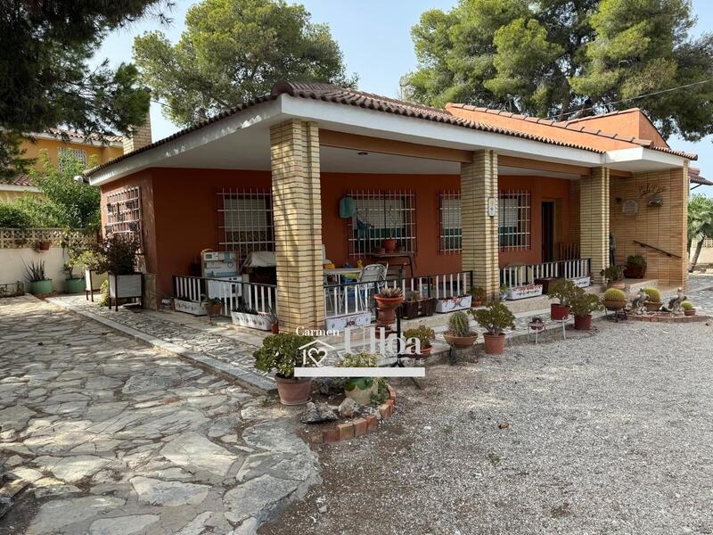 Villa à vendre dans Mutxamel, Alicante