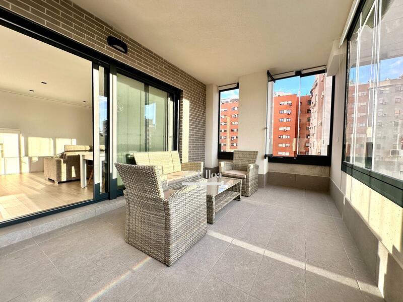 Appartement zu verkaufen in Alacant/Alicante, Alicante