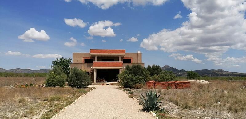 Villa Te koop in Salinas, Alicante