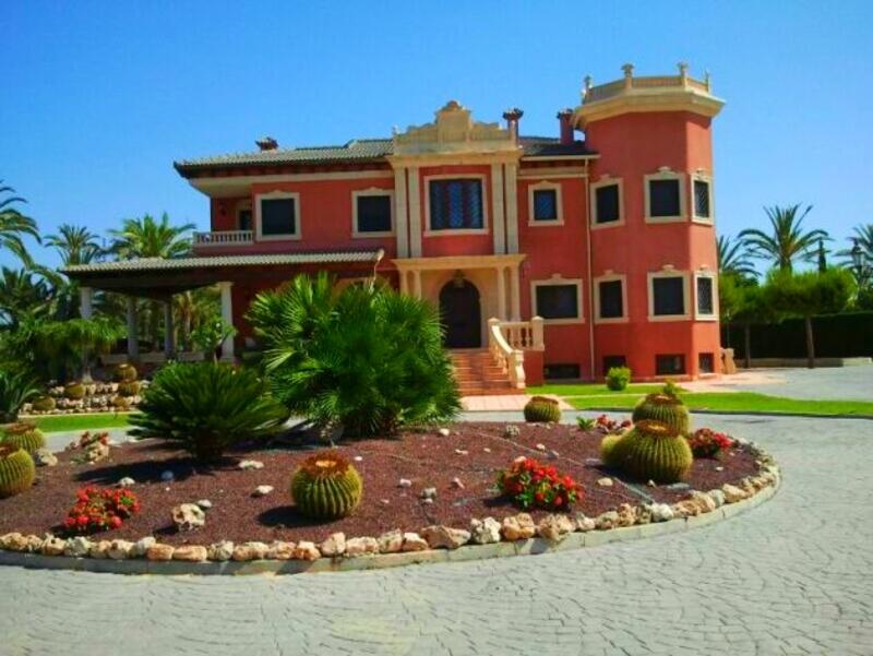 Villa till salu i Elx/Elche, Alicante
