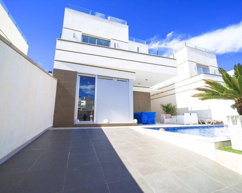 Villa till salu i Ciudad Quesada, Alicante
