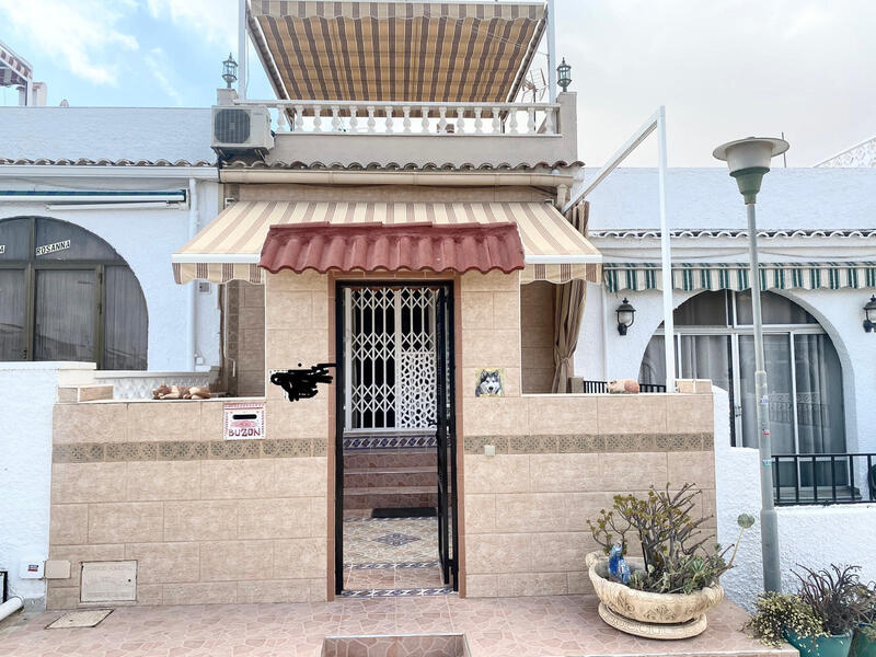 Townhouse for sale in Torrevieja, Alicante