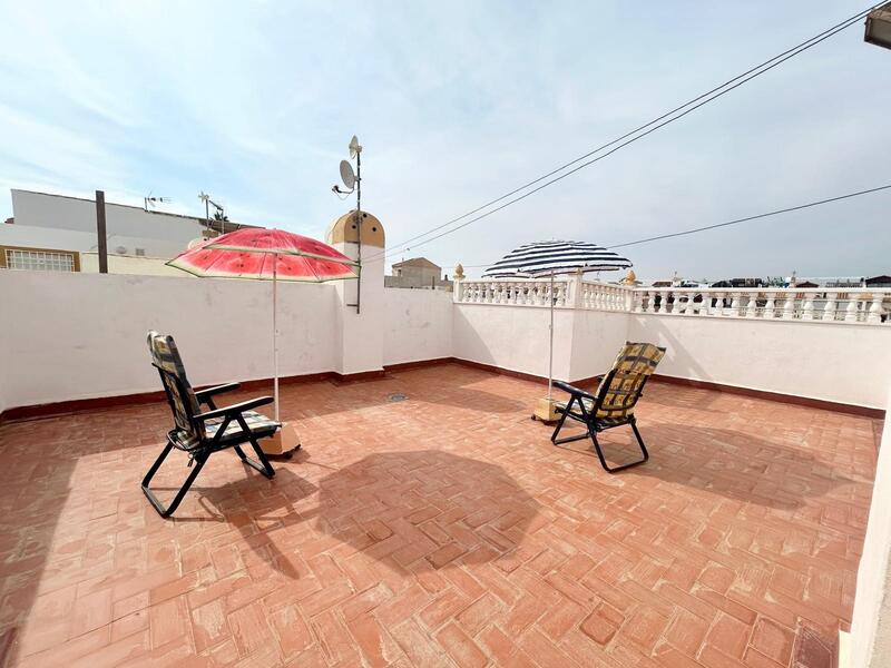 2 Cuarto Villa en venta