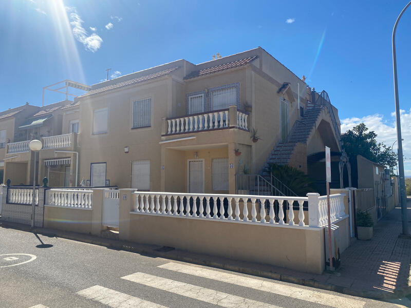 Villa til salg i Torrevieja, Alicante