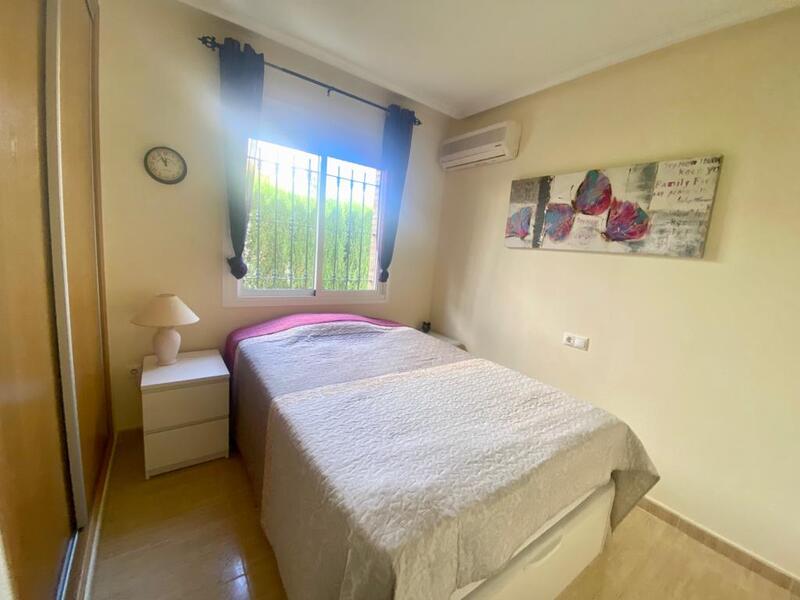 2 Cuarto Villa en venta