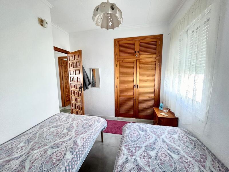 2 Cuarto Villa en venta