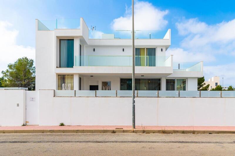 Villa till salu i Orihuela Costa, Alicante