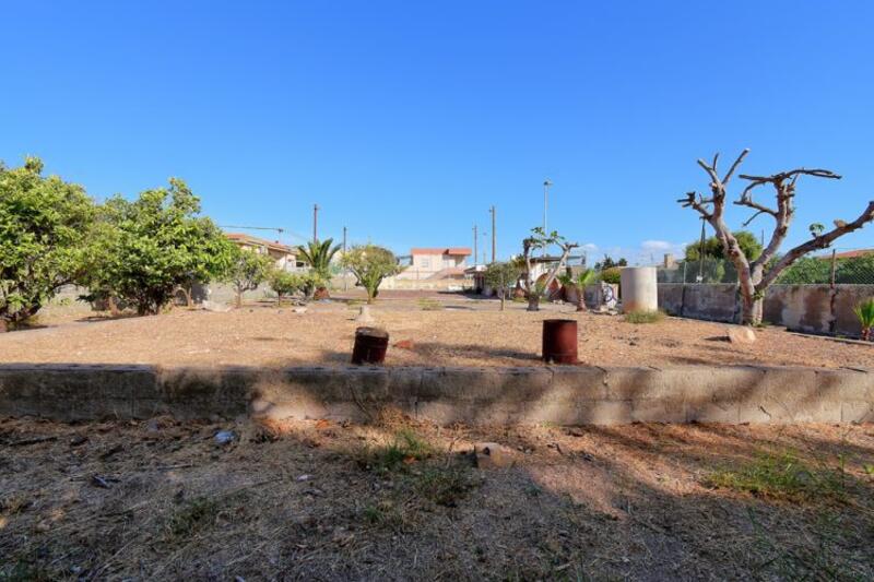 земля продается в Los Urrutias, Murcia